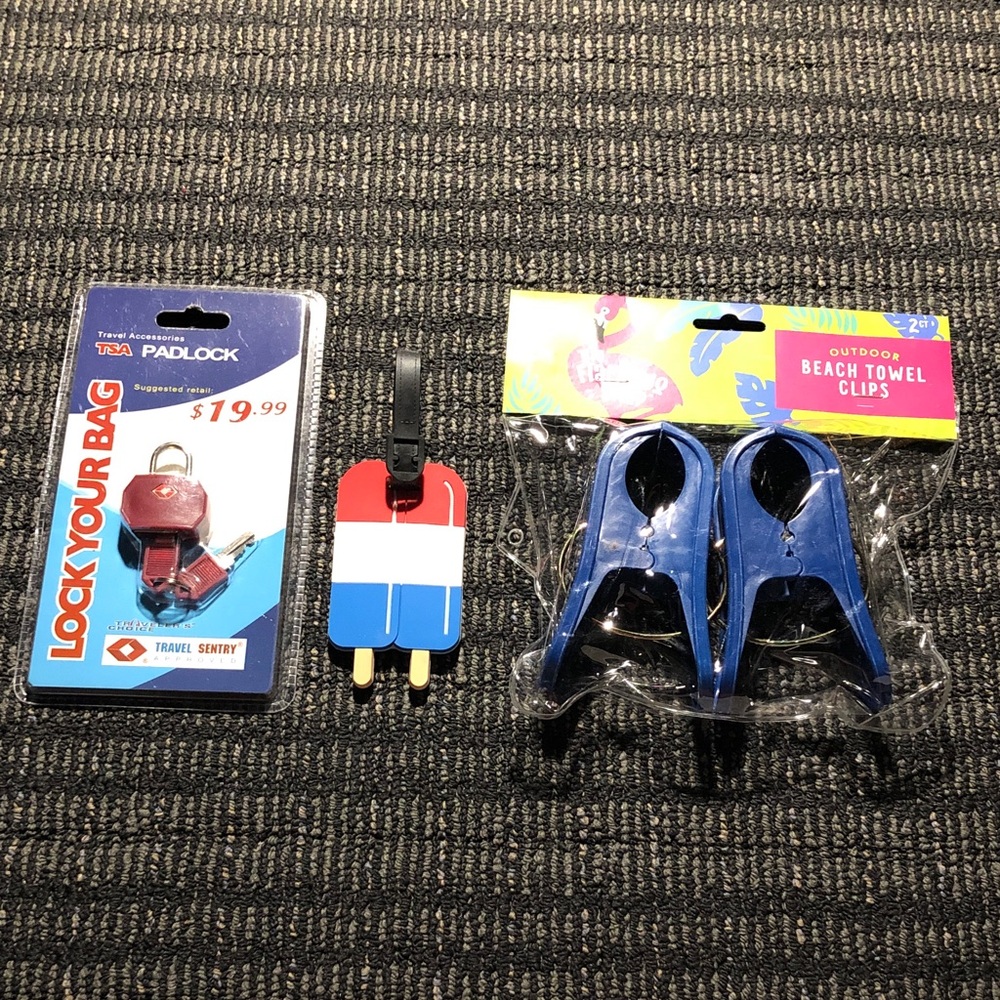 🏋️‍♂️ Travel Lock, Popsicle Luggage Tag and Beach Towel Clips Set